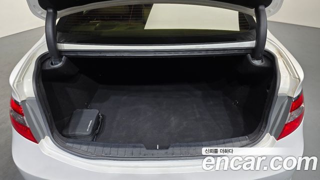 Hyundai Grandeur 2016 — photo 20