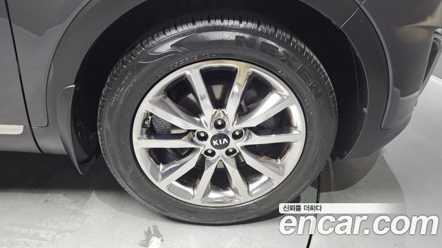 Kia Sorento 2015 — photo 7