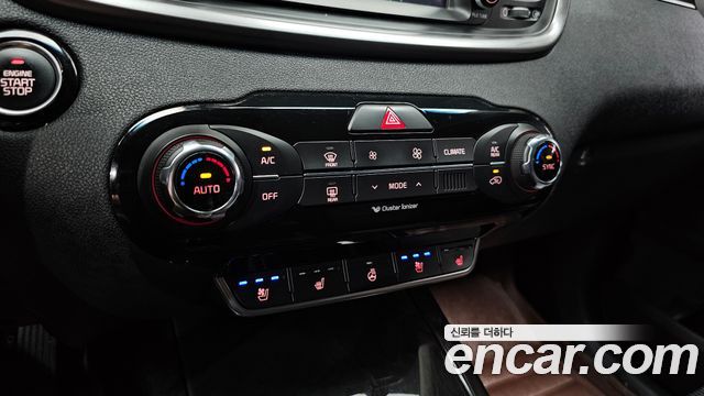 Kia Sorento 2015 — photo 28