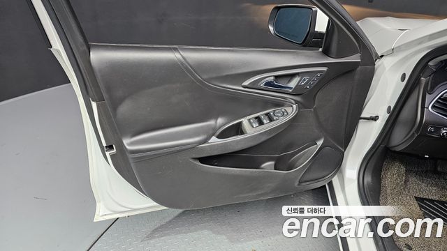 Chevrolet Korea Malibu 2017 — photo 14
