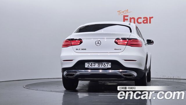 Mercedes-Benz GLC-Class 2019 — photo 4