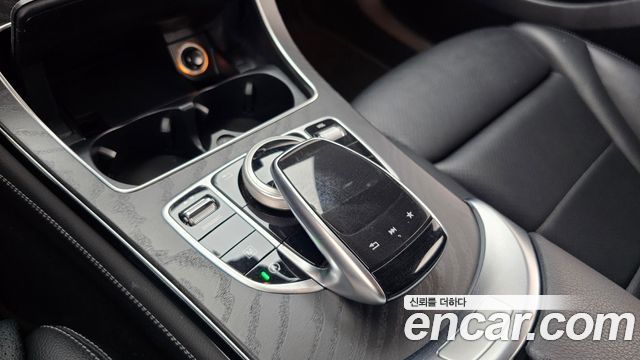 Mercedes-Benz GLC-Class 2019 — photo 22