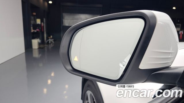 Mercedes-Benz GLC-Class 2019 — photo 23