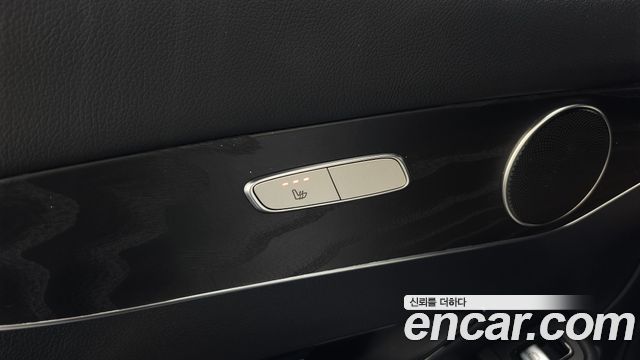 Mercedes-Benz GLC-Class 2019 — photo 25