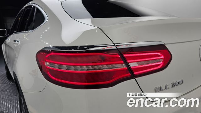 Mercedes-Benz GLC-Class 2019 — photo 9