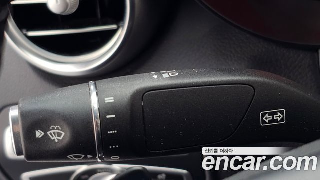 Mercedes-Benz GLC-Class 2019 — photo 29