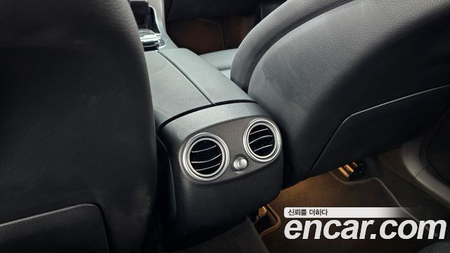 Mercedes-Benz GLC-Class 2019 — photo 33