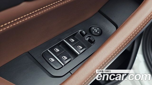 BMW X6 2022 — photo 28