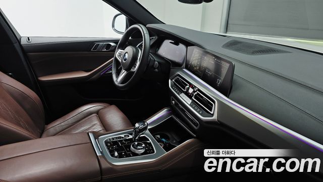 BMW X6 2022 — photo 29