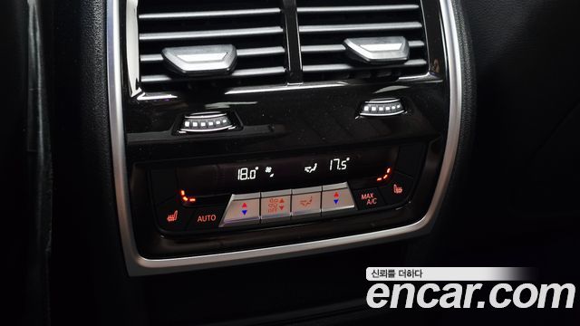 BMW X6 2022 — photo 31