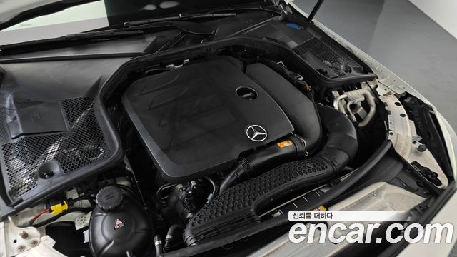 Mercedes-Benz C-Class 2019 — photo 6