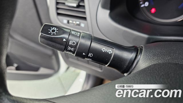 Hyundai Accent 2012 — photo 24