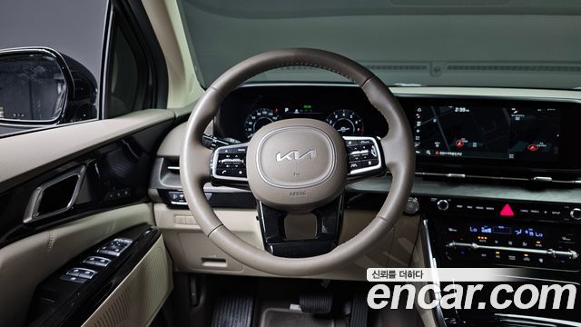 Kia Canival 2023 — photo 19