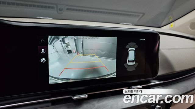 Kia Canival 2023 — photo 21