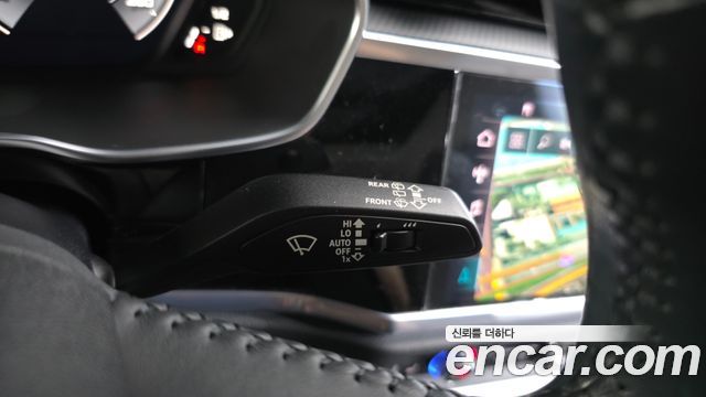 Audi Q3 2020 — photo 22