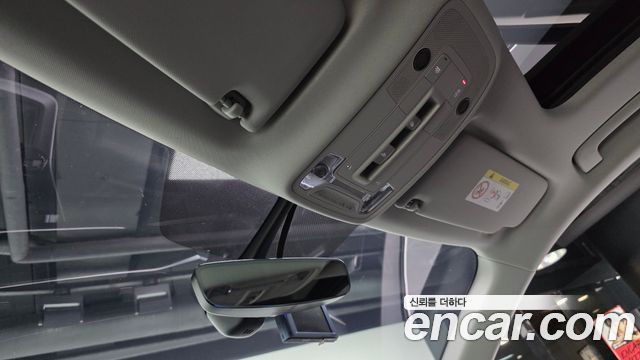 Audi Q3 2020 — photo 25