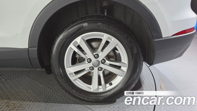 Audi Q3 2020 — photo 7