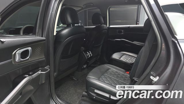 Kia Sorento 2021 — photo 11