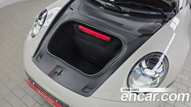 Porsche 911 2024 — photo 6