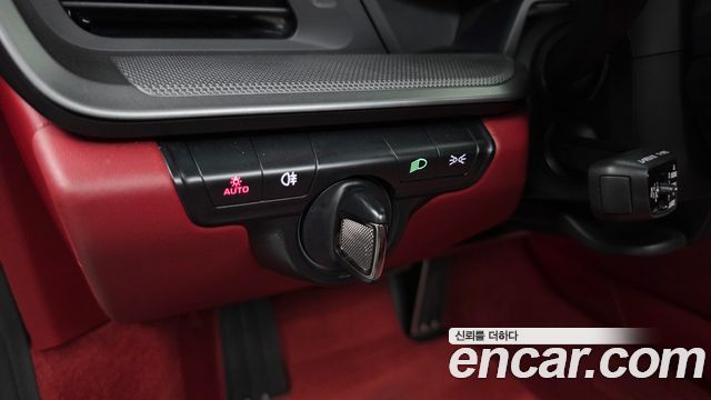 Porsche 911 2024 — photo 19