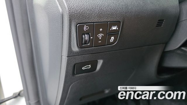 Kia K5 2022 — photo 20
