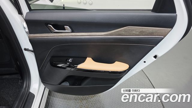 Kia K5 2022 — photo 15