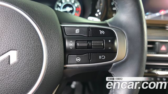 Kia K5 2022 — photo 30
