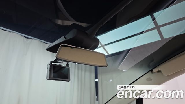 Tesla Model X 2019 — photo 24