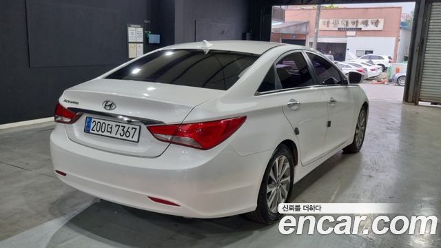 Hyundai Sonata 2013 — photo 2