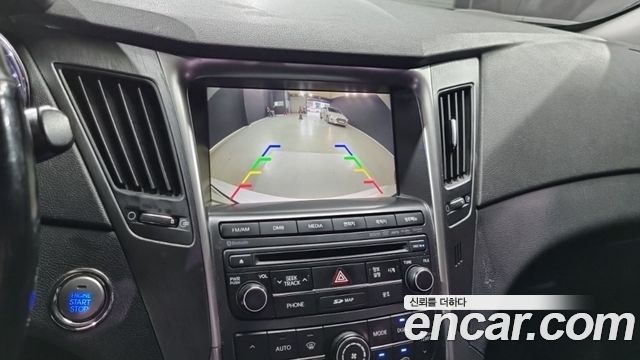Hyundai Sonata 2013 — photo 16