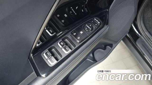 Kia Niro 2020 — photo 14