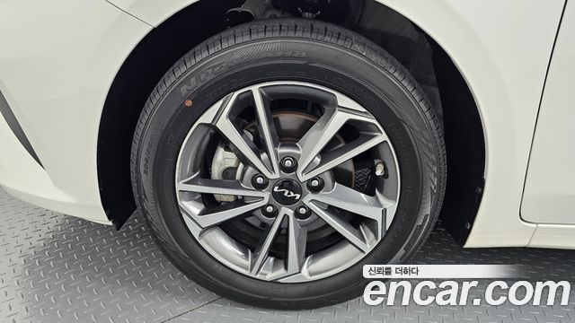 Kia K3 2022 — photo 5