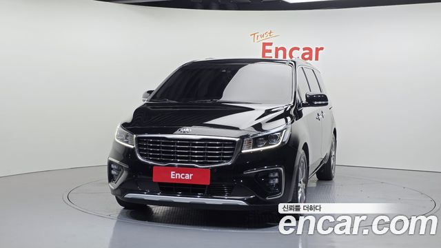 Kia Canival 2019 — photo 3