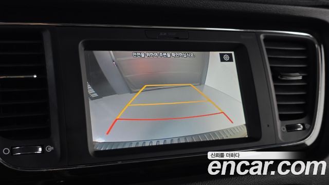 Kia Canival 2019 — photo 14