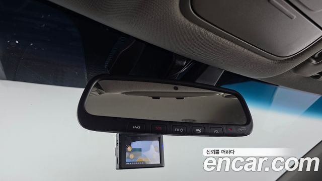 Kia Canival 2019 — photo 17