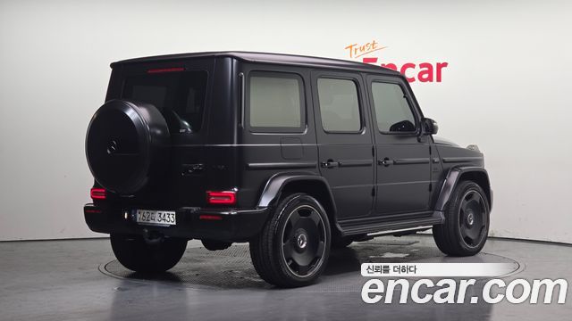 Mercedes-Benz G-Class 2023 — photo 2