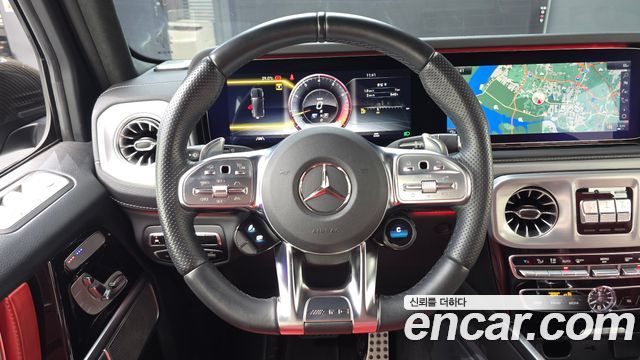 Mercedes-Benz G-Class 2023 — photo 13