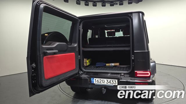 Mercedes-Benz G-Class 2023 — photo 18