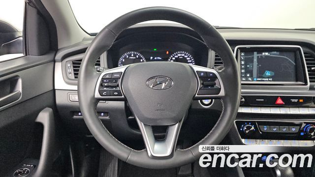Hyundai Sonata 2019 — photo 15