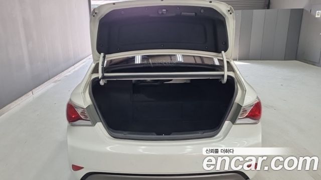 Hyundai Sonata 2014 — photo 12