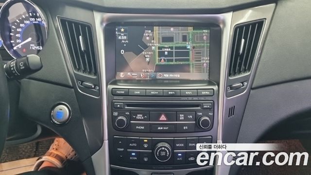 Hyundai Sonata 2014 — photo 15