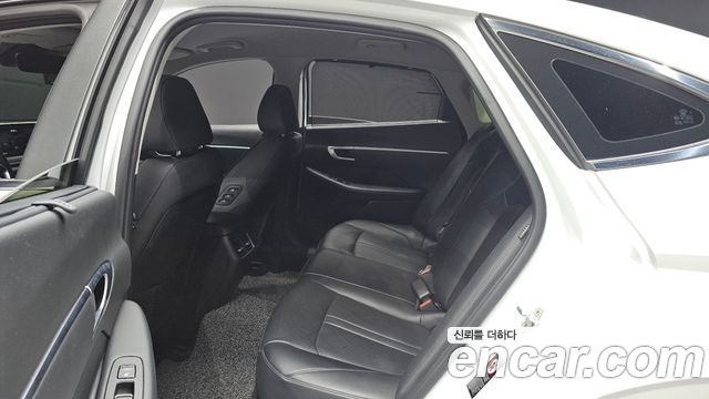Hyundai Sonata 2020 — photo 17