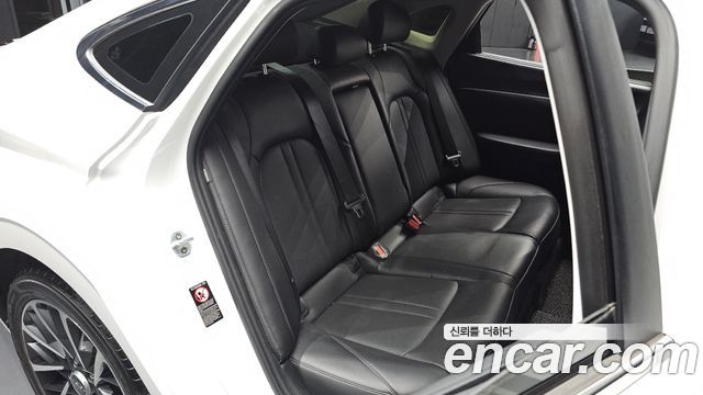 Hyundai Sonata 2020 — photo 18