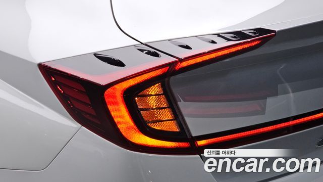 Hyundai Sonata 2020 — photo 9