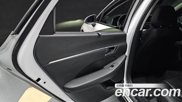 Hyundai Sonata 2020 — photo 15