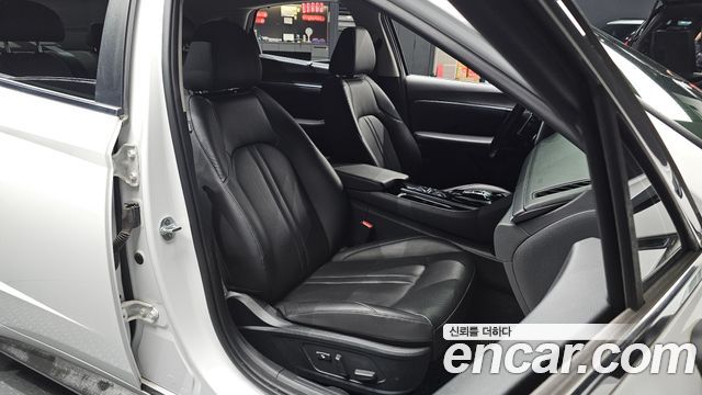 Hyundai Sonata 2020 — photo 16