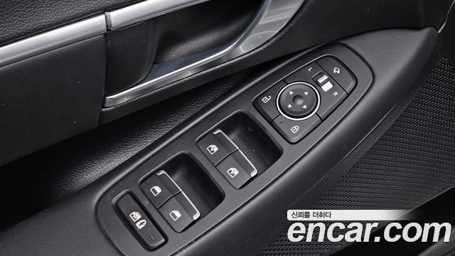 Hyundai Sonata 2020 — photo 27