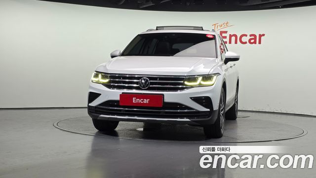 Volkswagen Tiguan 2021 — photo 3