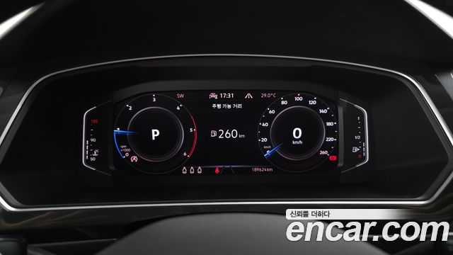 Volkswagen Tiguan 2021 — photo 8