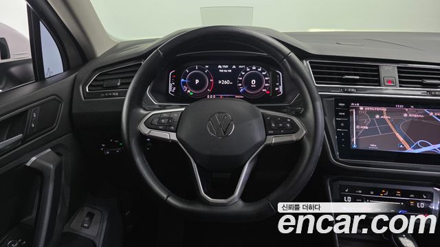 Volkswagen Tiguan 2021 — photo 13